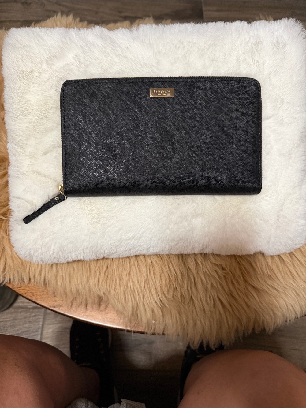 Kate Spade Black Saffiano Leather Zip Around LV Wallet Organizer Clutch